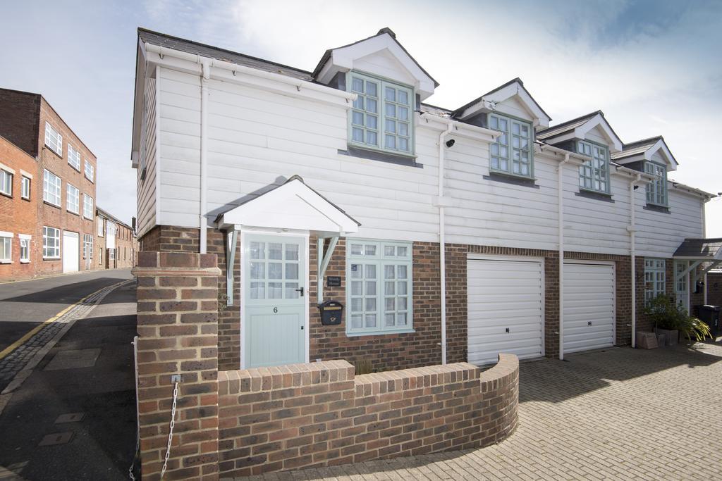 Wendy House Villa Eastbourne Exterior photo